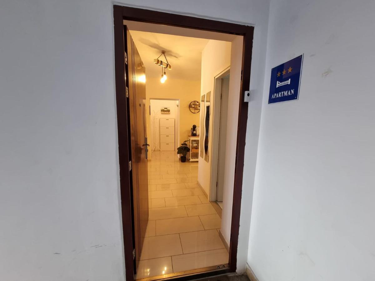 Apartment Lux Zadar Bagian luar foto